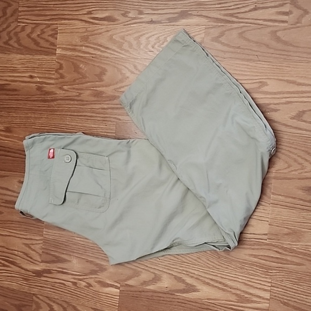 The north face hiking pants/capris size 12